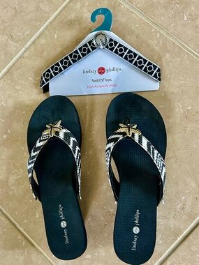 Like New lindsay phillips Switch Flops Black Sandal with Changeable Straps